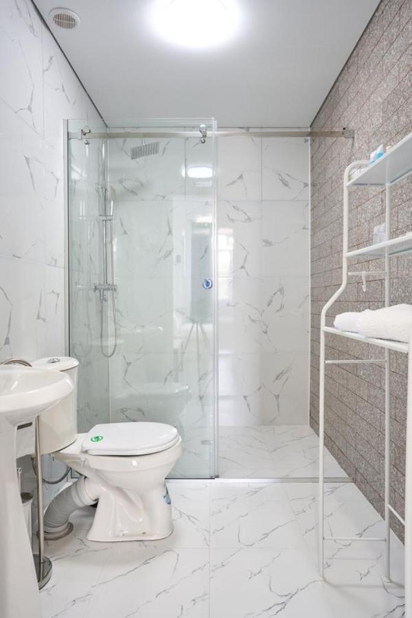 7Days Hotel Almaty Luaran gambar